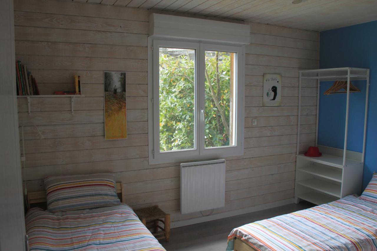 Gite De La Tuillere, Maison Contemporaine En Bois Avec Vue Et Piscine Saint-Aulaire Kültér fotó